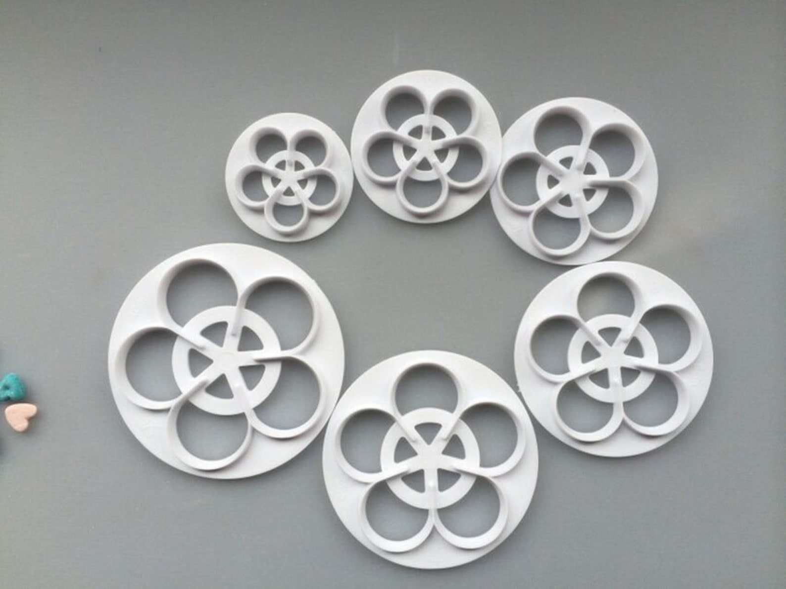 Rose Cutters Flower Cutter Fondant Roses 6 Pieces Set Plastic Fondant ...