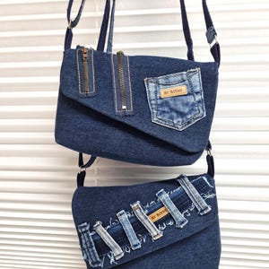 kleine Upcycling Jeanstasche  mit längenverstellbaren Trageriemen und Magnetverschluß