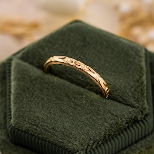 Vintage Art Deco band Orange Blossom Engraved Wedding Band 14k Yellow Gold handmade ring