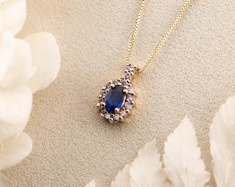 Collar con colgante vintage Art Déco de zafiro y diamantes en oro de 14k