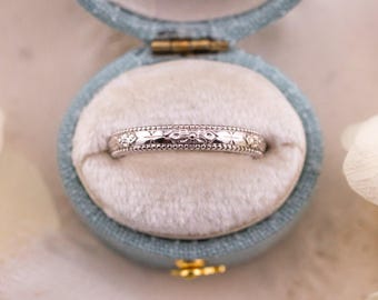 Anillo de boda de oro blanco con flor de naranjo, talla 6