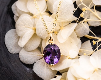 Colgante ovalado de amatista, oro amarillo de 14k, amatista natural.