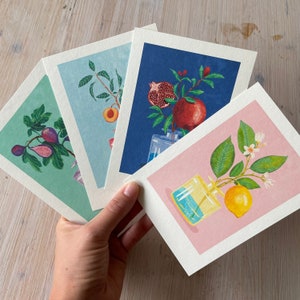 Set of 4 Art Prints in A6 “Fruits in Vase” Illustration by Raissa Oltmanns