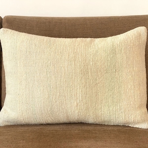 Textured Lumbar Pillow White Cream 16x24 Woven Natural Cushion Rustic Sofa Pillow Cover Off White Wool Rectangle Cushion Primitive Pillow