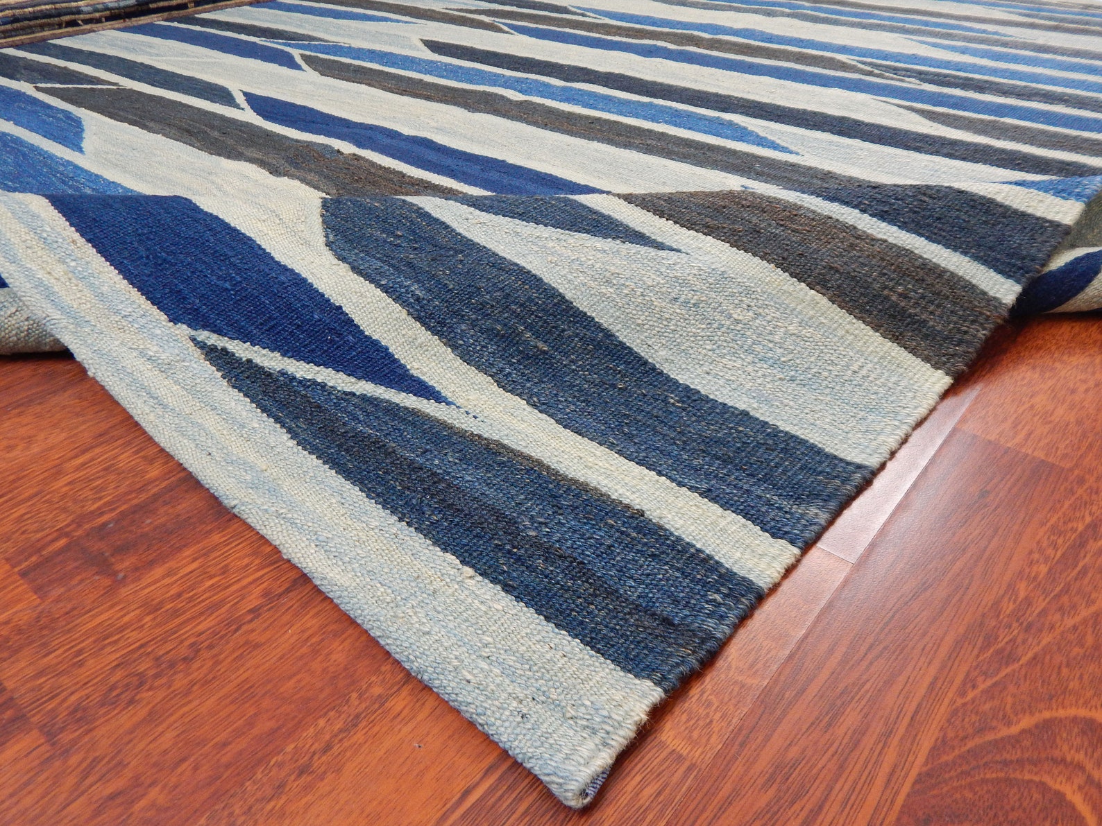 Blue Woolen Rug Modern Flatwoven Kilim 6x7 Contemporary Rug Etsy