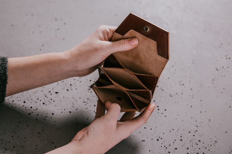 Hand stitched Leather concertina wallet, High Quality Oak Bark tanned, English leather image 9