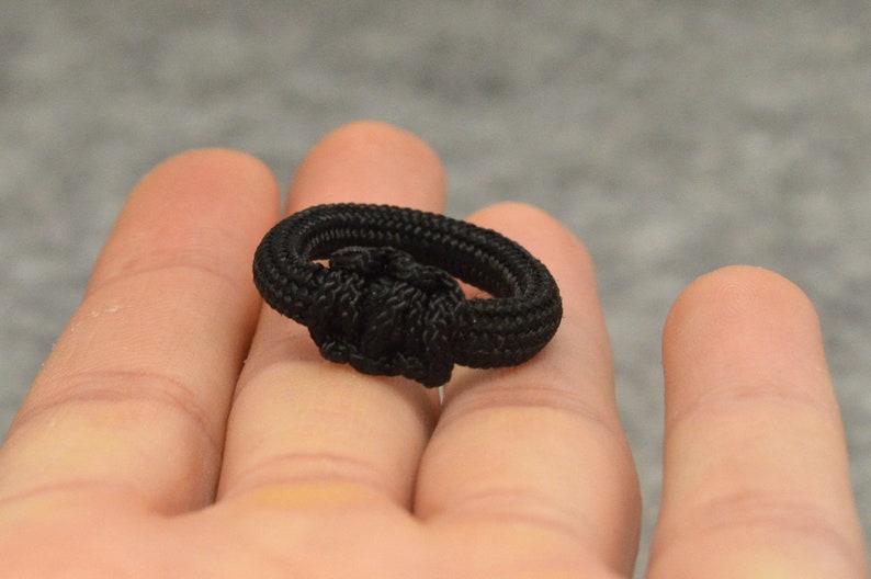 Unisex braided ring Custom paracord jewelry friendship gift Paracord jewelry survival ring Tactical paracord survival ring Tactical gear