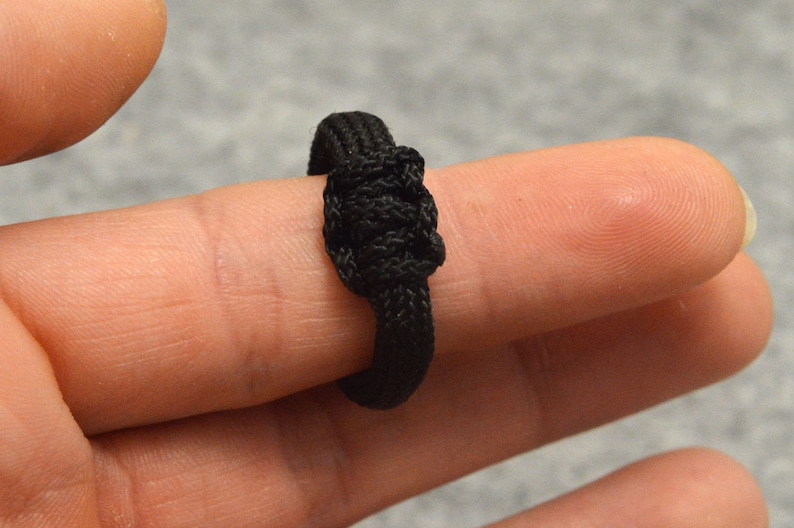 Unisex braided ring Custom paracord jewelry friendship gift Paracord jewelry survival ring Tactical paracord survival ring Tactical gear