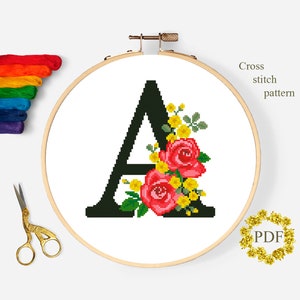 Conjunto de 26 letras padrão moderno de ponto cruz, monograma floral contado gráfico de ponto cruz, alfabeto, flor rosa, download digital PDF