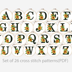 Conjunto de 26 letras padrão moderno de ponto cruz, gráfico de ponto cruz contado com monograma floral, alfabeto, flor de girassol, download digital PDF