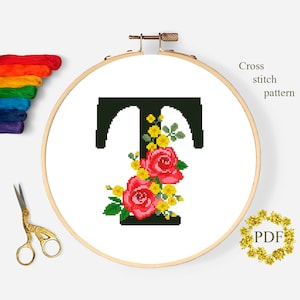Letra T Moderno Padrão de Ponto Cruz PDF, Monograma Floral Contado Gráfico de Ponto Cruz, Flores Rosas, Bordado de Arte em Argola, Download Digital