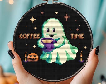 Süßes Gespenst mit Kaffee Kreuzstichmuster PDF Halloween Minikreuzstich Herbst kleiner Kreuzstich Lustige Stickerei Witchy Spooky