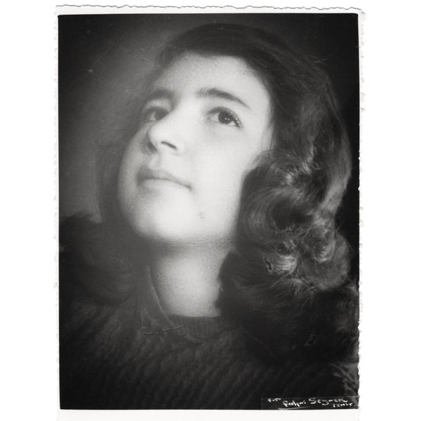 Vintage female portrait - Turkey beautiful Turkish woman - found snapshot photo - fashion history - unusual angle photo +5941