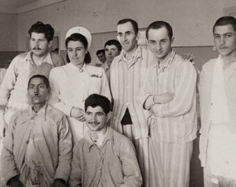 men in pajamas PJ's guys hospital ward Turkish medical history hospital patient doctor found snapshot photo *7611F Vintage medical photo