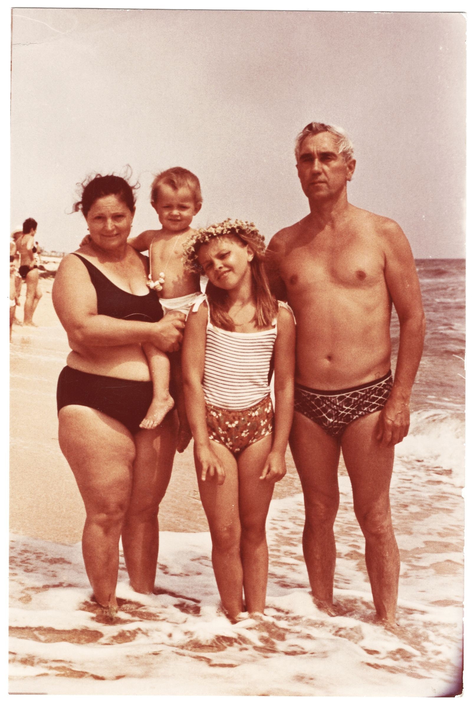 Vintage nude families