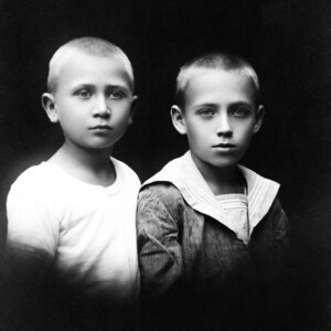 50 枚の少年写真の特別オファー - 送料無料 - 在庫一掃 - 追跡機能付きで世界中に優先配送！
