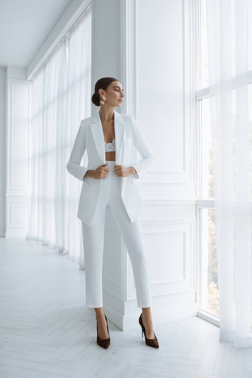 White Pants Suit for Women, White Formal Pantsuit for Women, Civil Wedding  Suit for Bride, Bridal Pantsuit Set With Trousers and Blazer -  Hong  Kong