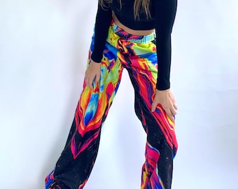 Psychedelic Fluid Art Women Sweatpants – Rainbow Neon Festival Joggers, EDM Outfit