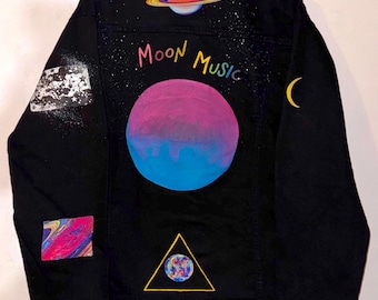 Hand-Painted Cosmic Denim Jacket – Celestial Festival Jacket, Wearable Art, Unisex Concert Streetwear