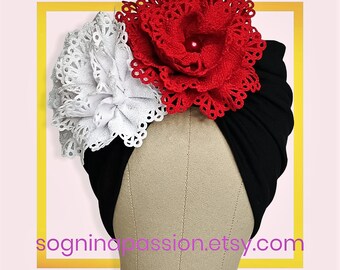 Czarny bawełniany turban z kwiatami / Elegancki czepek dla osób po chemioterapii i łysieniu / Ręcznie robiony miękki dżersejowy szal na głowę / Czapka z kwiatami dla kobiet