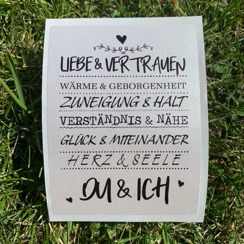 Flaschenetikett DU & ICH Liebe verliebt Weinlabel Aufkleber Etikett Geschenk Spruch Wünsche Weinetikett Bild 2