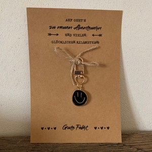 Kaart met SMILEY-sleutelhanger voor het doorgeven van uw rijbewijs | naar de auto | zeggen | Cadeau | souvenir | Tasbedel | Glimlach