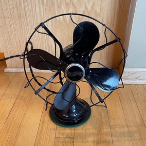 Amazing Vintage 11&quot; Black Metal Electric Fan by Westinghouse Made in USA