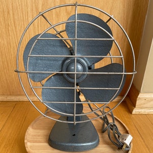 アンティーク扇風機 ＊モンゴメリー・ワード Montgomery Ward Airline fan - Post-1950 (Vintage) - AFCA