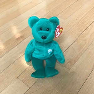 Collectible / Collectable Ty Original Beanie Baby / Babies Emerald Green “Erin” Bear with White Shamrock / Clover