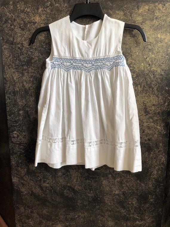 Vintage White Sleeveless Little Girl Dress - image 2