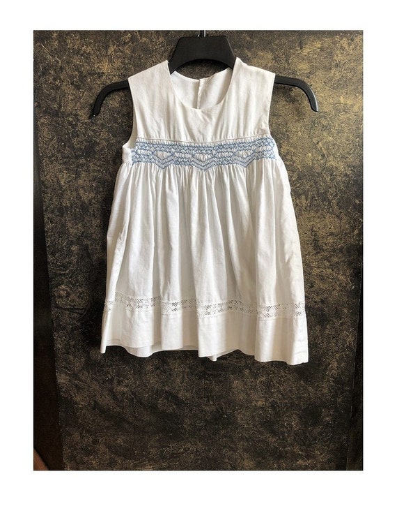 Vintage White Sleeveless Little Girl Dress - image 1