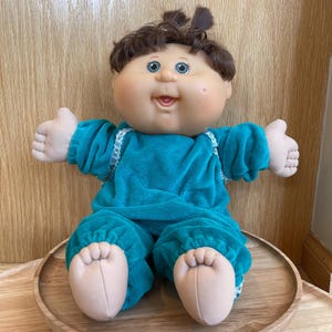 Super Cute Collectible 2000s Cabbage Patch Doll - by Xavier Roberts