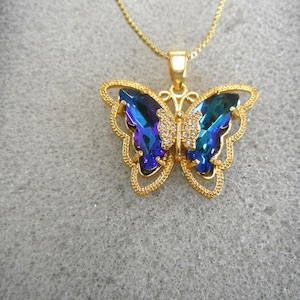 Beautiful Golden Blue Butterfly Diamonate 18 inch Chain Gift Boxed