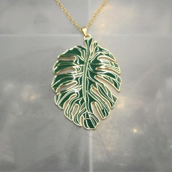 Desert Island Palm Tree Leaf Necklace Gift Boxed
