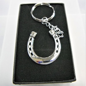 Lucky Horseshoe Chrome Metal Keyring Gift Boxed