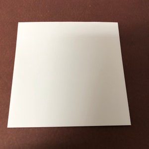 5 1/2" x 5 1/2" 14 x 14 cm Carré Enveloppes Gommées Paquet de 25 Enveloppes 28lb Enveloppes Blanches Pour Annonces, Invitations, Carte SGE5.5x5.5