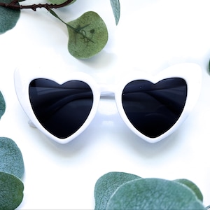 White Bride Sunglasses –Bachelorette Party Shades,Heart Sunnies, Beach Bach, Cruise Bachelorette, Pool Party,Honeymoon Gift,Tropical Wedding