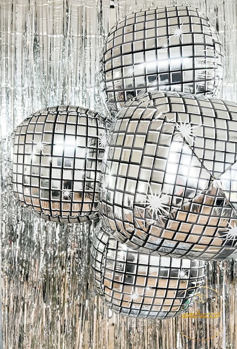 Ballons de boule disco EVJF, décorations rétro, dernières décennies disco, fête d'anniversaire groovy des années 70 aux années 90 80, 22 pouces, lot de 5 Silver Disco