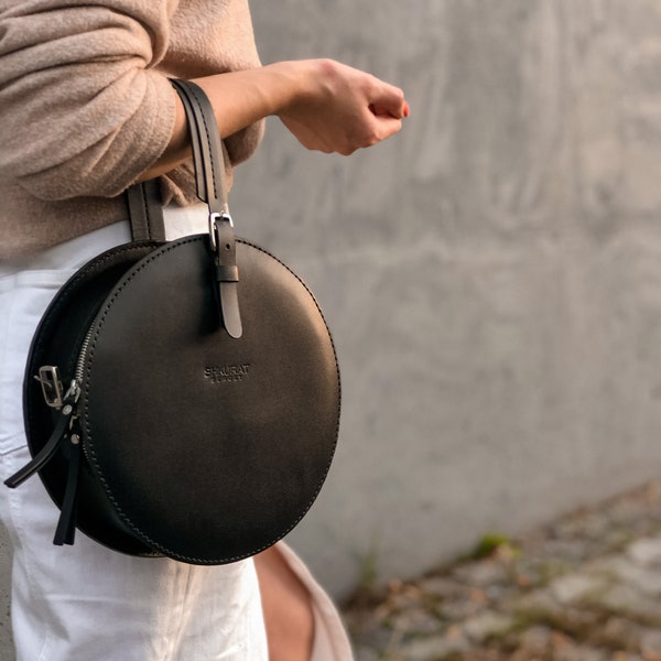 Round crossbody bag for women. Black crossbody bag leather. Handmade crossbody circle bag