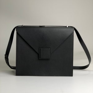 Black messenger bag women Structure crossbody bag image 3