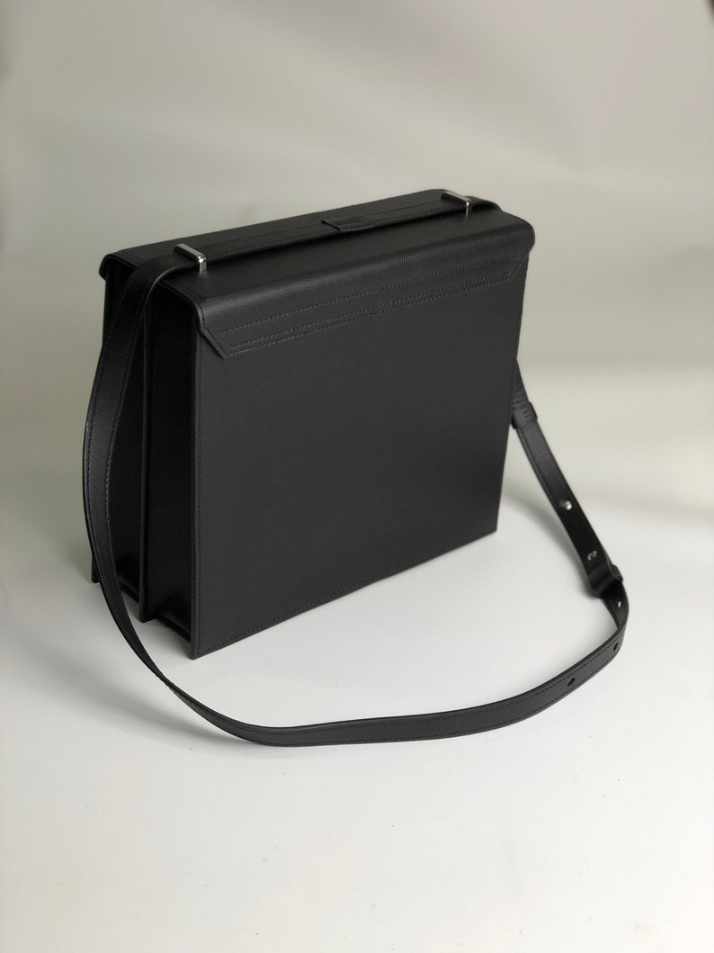 Black messenger bag women Structure crossbody bag image 6