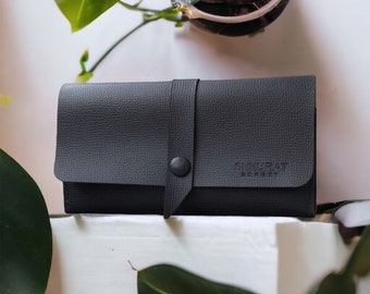 Black leather wallet women's