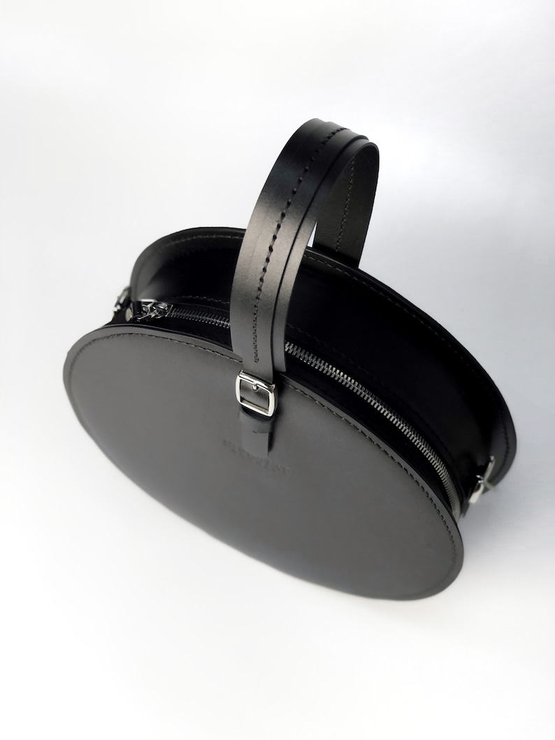Structured Circle Crossbody Bag. Black Leather Round Bag | Etsy