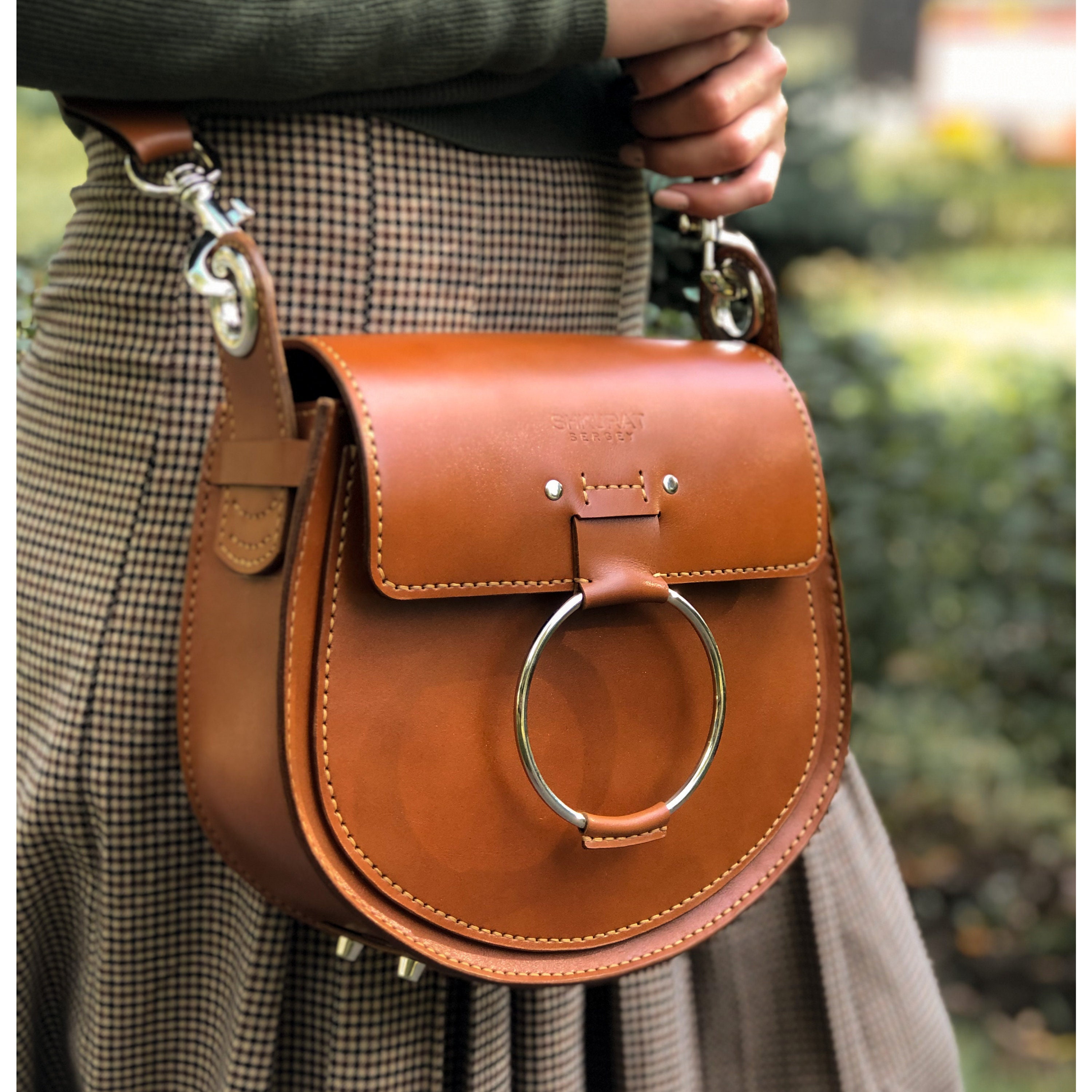 pashli leather saddle crossbody bag