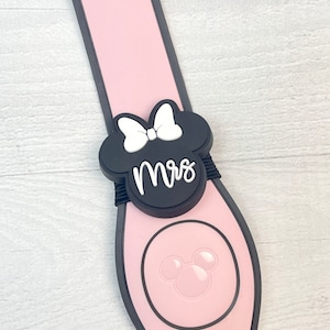 Mrs. Band Slider