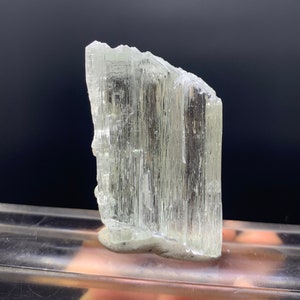 Raw Kunzite Crystal, Pink Kunzite, Rough Kunzite, Kunzite Stone, Kunzite Raw 40 G