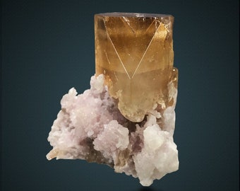 Topaz Crystal , Terminated Damage Free Topaz Crystal With Pink Lepidolite From Pakistan - 49 Gram , 48*34*30 mm