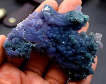 Naturalny agat winogronowy chalcedon – okaz indonezyjski (80x61x20 mm)