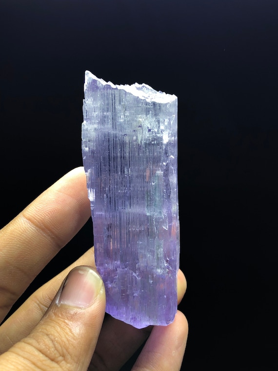 Purple Kunzite Crystal: Faceted Grade, Complete Termination, 100