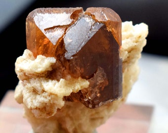 52 Gram Terminated And Undamaged Lustrous Topaz Crystal from pakistan - 41*41*25 mm